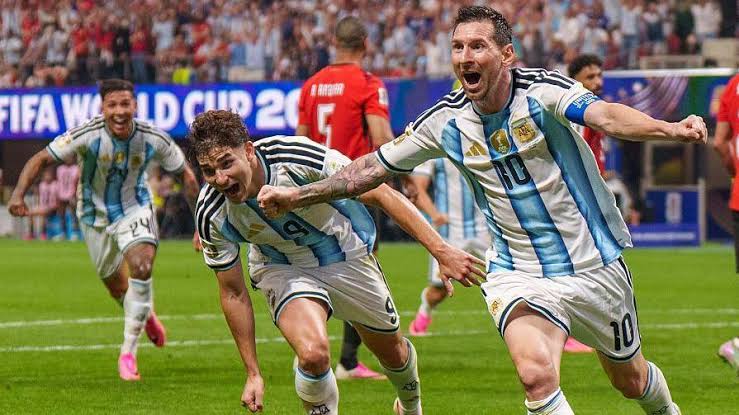 Argentina İngiltərəni məğlub edərək DÇ-2026-nın finalına yüksəldi