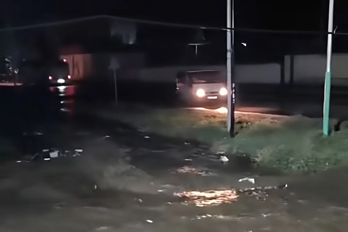 Ağstafanın kəndinə sel gəldi: yollar çətinləşdi, həyətlər su altında qaldı