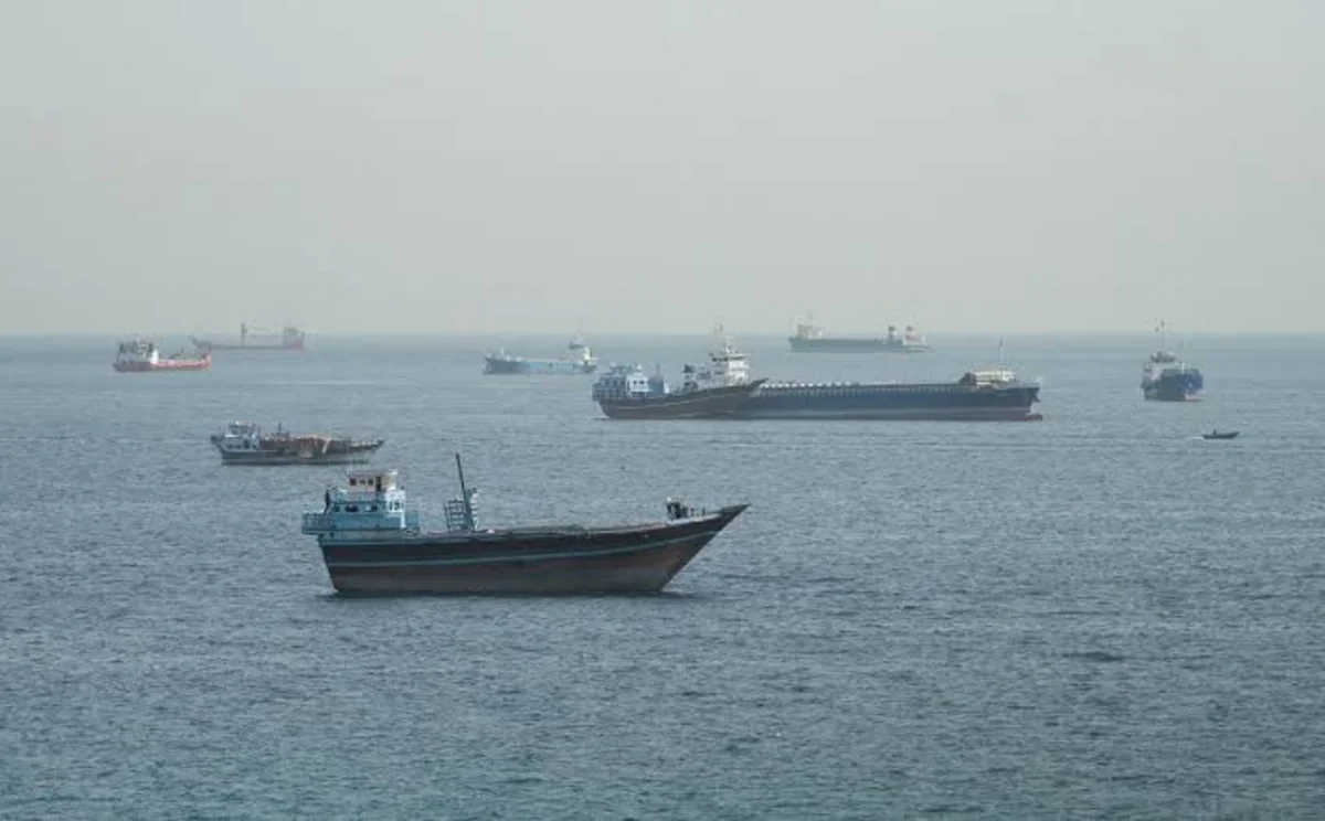 SEPAH: Dörd gəmi Hörmüz boğazını keçməyə cəhd etdi, iki gəmidə qəza oldu