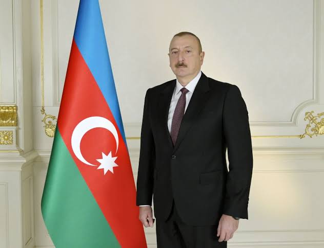 İlham Əliyev Almaniya Prezidenti ilə görüşmək üçün "Villa Borsig"ə gedib