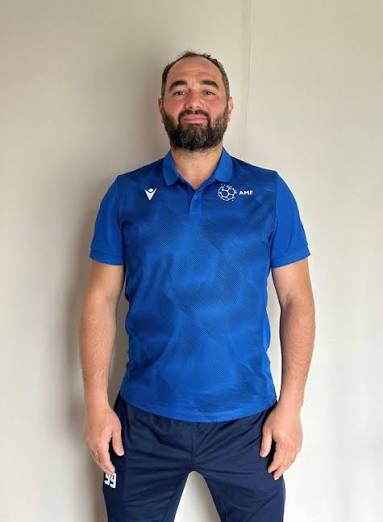 Vəli Qafarov "Zirə"yə keçdi