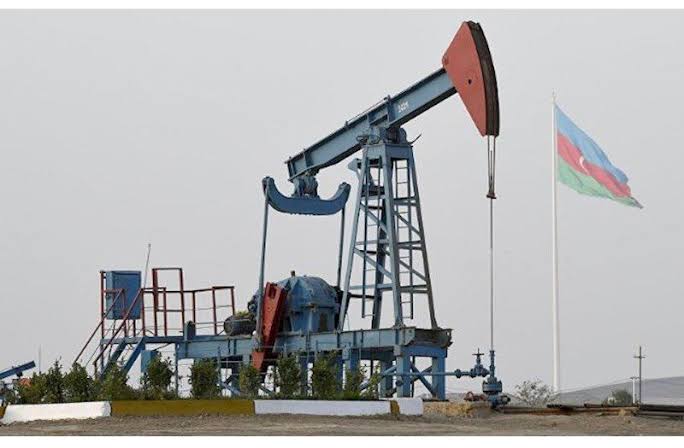 Azeri Light nefti yenidən 100 dolları keçdi