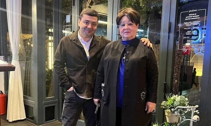 Bloger Pərvin Səfiyarovanın həyat yoldaşı vəfat edib