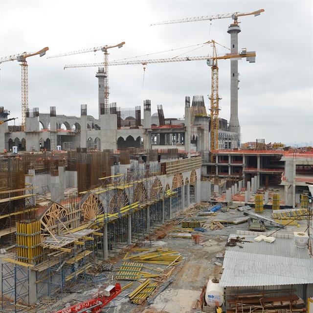 İstanbulda məscid üçün nəzərdə tutulan materialları oğurlayan 4 azərbaycanlı saxlanıldı