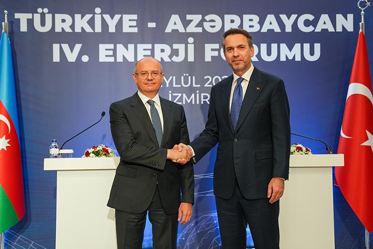 Türkiyəli nazir: Enerji sektoru elektrik enerjisi mərkəzli transformasiyadan keçir